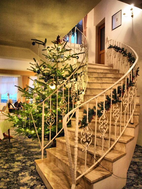 Hotel-Pension Ursula Бад-Закса Екстер'єр фото